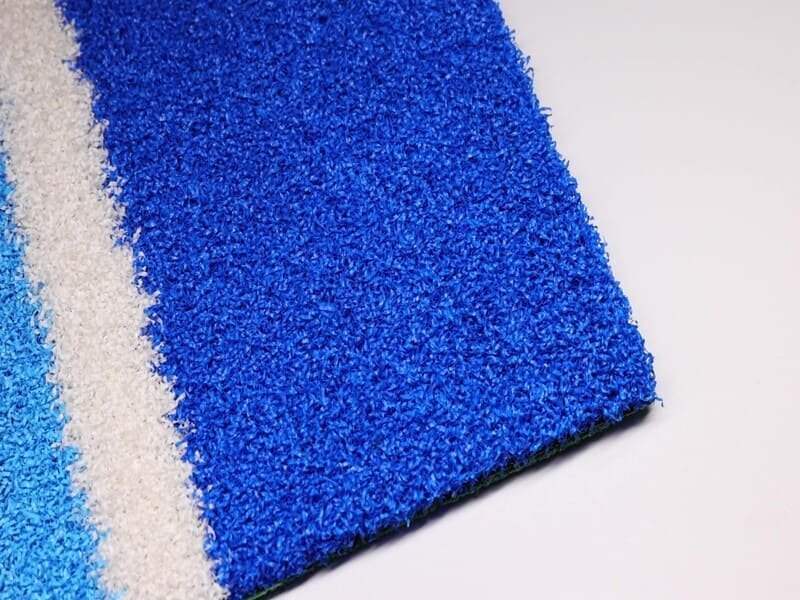 Comparison of PU backing flexibility vs Latex